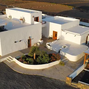 https://finca-isolina.in-canary-islands.com